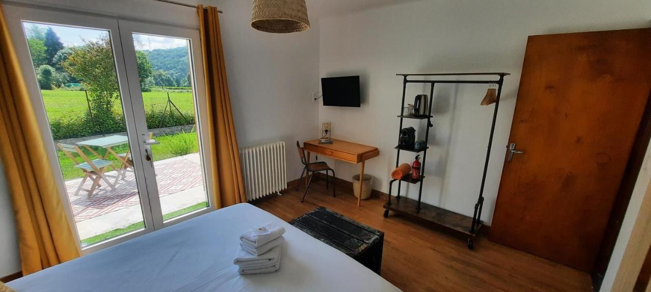 Bed and Breakfast Le Jardin De Moulis, Saint Girons, Ariege, Pyrenees, Zewnętrze zdjęcie